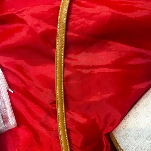 Vintage Gucci Crossbody with Entrupy COA - Picture 15 of 15